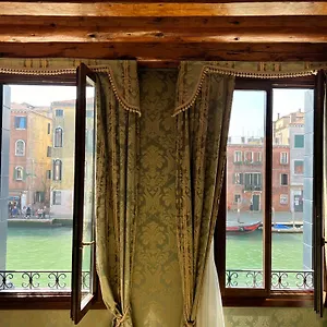 https://hotel-ca-dogaressa.hotelinveneto.com